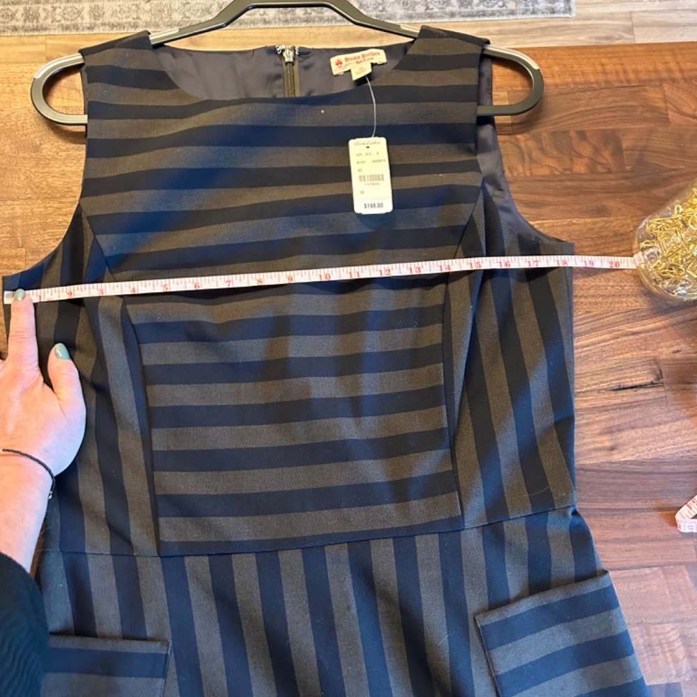 BROOKS BROTHERS x RED FLEECE | Striped Dress with Front Pockets - Picture 8 of 10